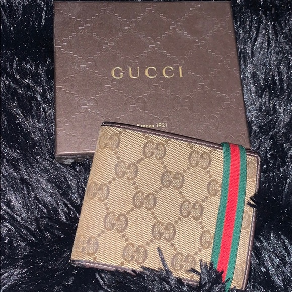 Gucci Other - Gucci wallet